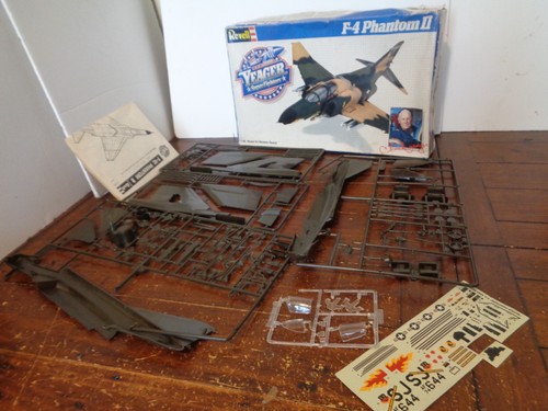 Revell 4563 chuck yeager - revell,