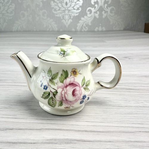 Vintage sadler england - vintage,