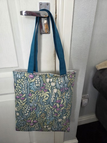 Tote bag - tote,