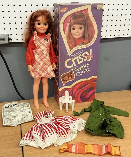 Vtg box crissy - in,