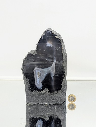 Agate crystal geode - crystal, 2.92