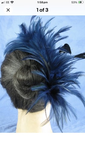 Navy blue feather - blue, comb