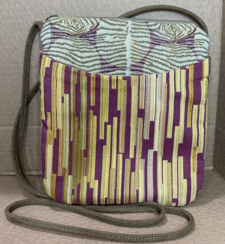 Maruca busy bee boxcar plum - bee,