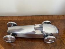 Car Ornament - aliminium with moving wheels