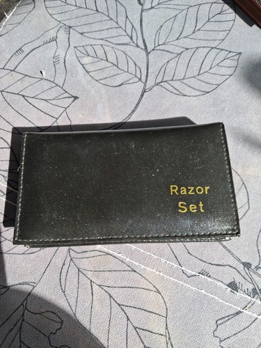 Vintage black leather covered - black,