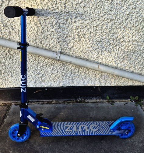 Zinc two wheeled folding