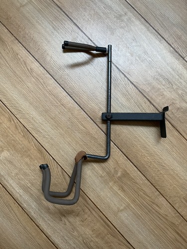 String swing wall guitar - string, stand