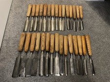 A nice collection of 30 Gouges
