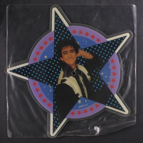 Gary holton catch falling - gary, holton: