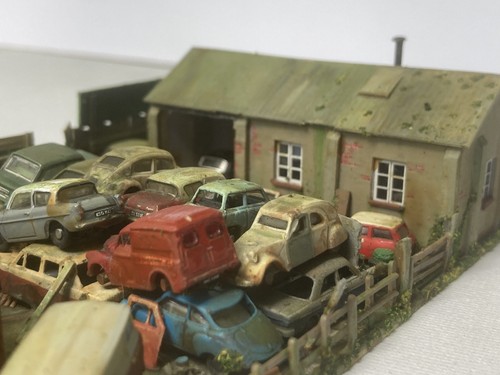 Gauge scrapyard breakers - n,