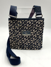 Tommy Hilfiger navy logo