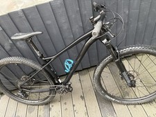 GT Avalanche Expert Mountain Bike 29 Er Medium In Matt Black Stunning Bike