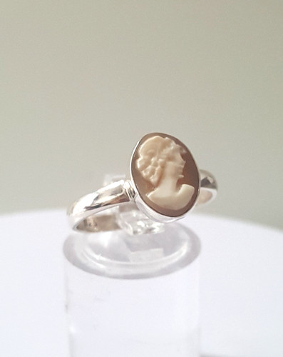 Gorgeous vintage real - gorgeous, carved