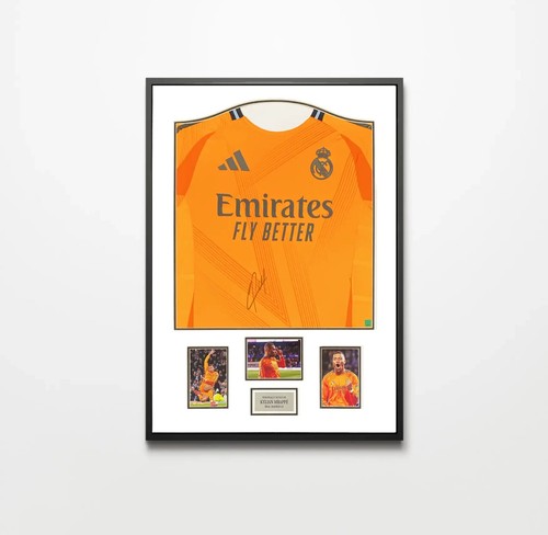 Authentically signed kylian - authentically,
