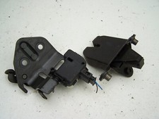 Skoda Octavia Tailgate door central locking catch (2004-2008)