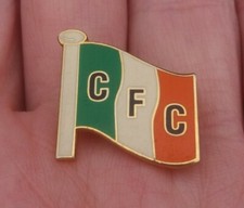 CELTIC CFC FLAG PIN BADGE 9 IN