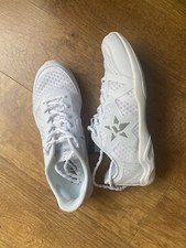 Rebel Ruthless 2.0 white cheer