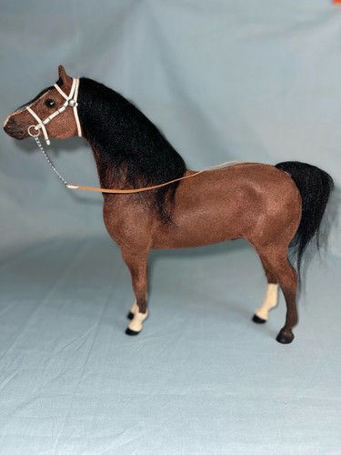 Breyer flocked arabian - flocked,