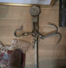 VINTAGE ANTIQUE HANGING BALANCE SCALE MEAT POULTRY PRODUCE ORNATE COUNTER WEIGHT