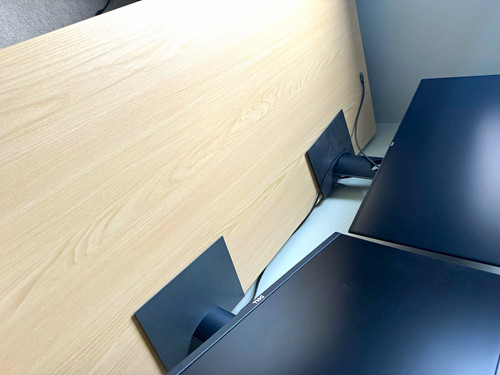 Electric height adjustable - height,