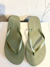 Primark Green Flip Flops Size 5/6