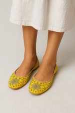 Punjabi Traditional Jutti Yellow Velvet Embroidery Mojari Flat UK