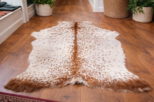 Small natural cow hide - natural,