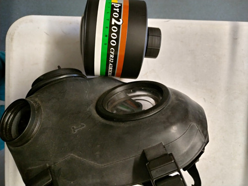 Full face respirator with - respirator,