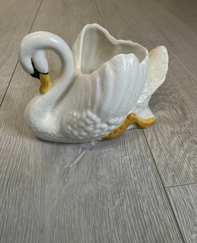 Vintage ceramic swan - , sylvac