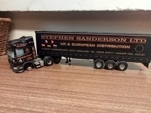 Corgi modern truck - corgi,