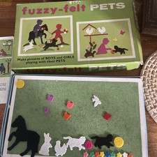 Fuzzy Felt Pets Children's Vintage Imagination Game