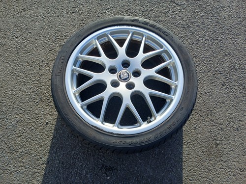 Jaguar type alloy wheel and - x,
