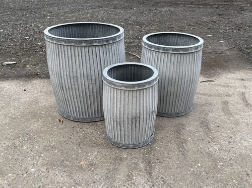 Set large galvanised - of, 3