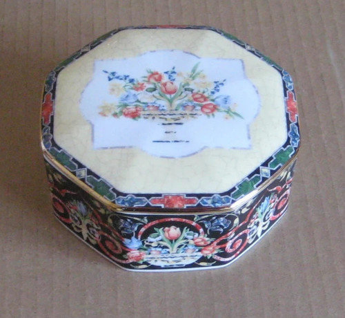Wedgwood harlequin jewel - jewel, bone