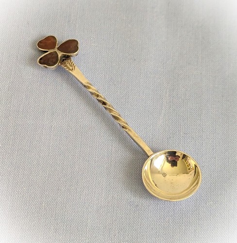 Antique irish shamrock agate - shamrock,