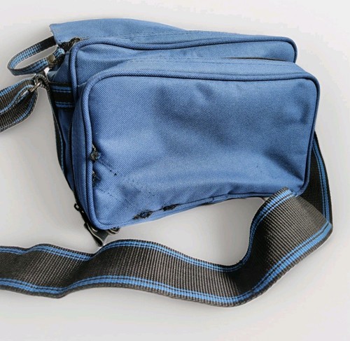 Vintage large camera carry - large,