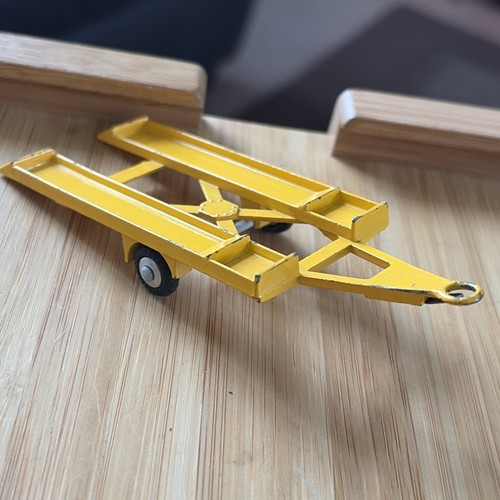 Corgi gift set racing car - gift,