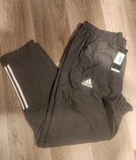 ADIDAS MEN’S HOCKEY RINK