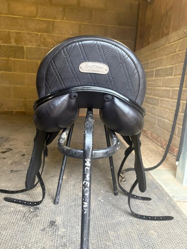 Dressage saddle harry - dressage,