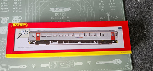 Hornby r3214 class 153 - r3214,