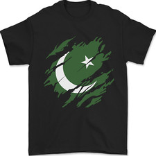 Torn Pakistan Flag Pakistani Day Football Mens T-Shirt 100% Cotton