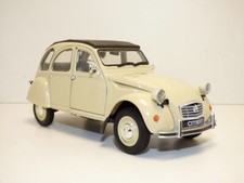 Citroen 2CV 6 beige 2CV6 1/24