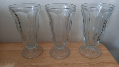 Sundae glasses vintage - sundae,