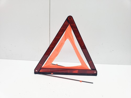 Audi hazard warning - b9,