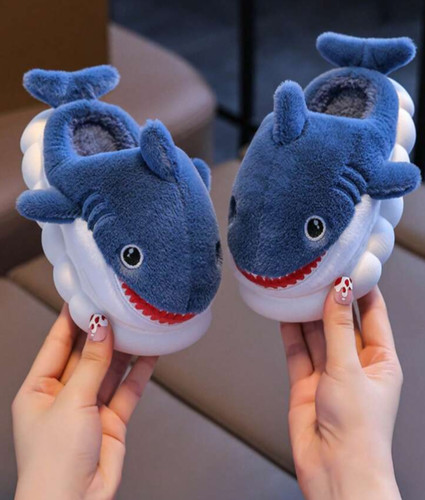 Kids shark slippers 1 5 - shark, 1.5