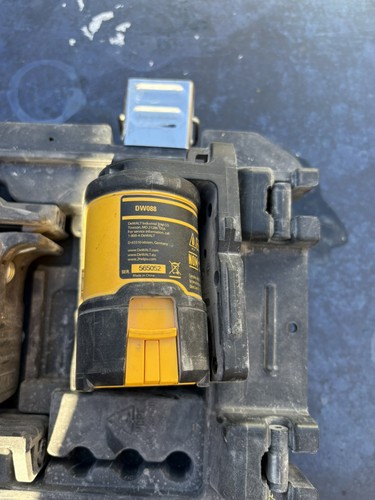 Dewalt dw088 red - red, laser