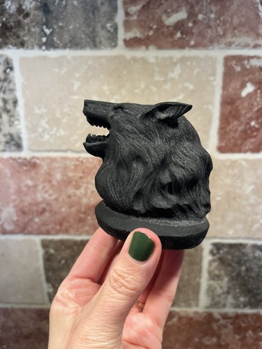 Obsidian wolf carving - wolf,