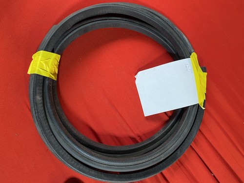 Mgb rubber moulding can - mgb, moulding.