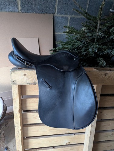 Custom saddle - custom, 16"