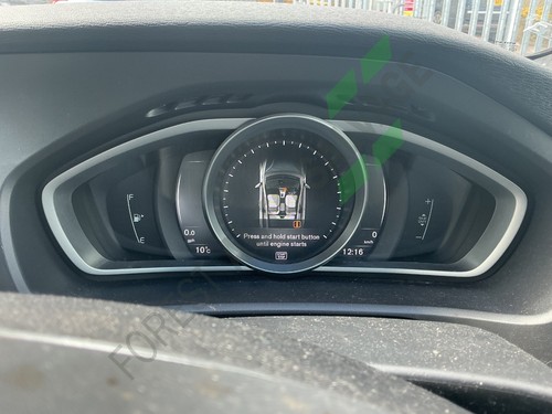 2017 volvo v40 - 2017,